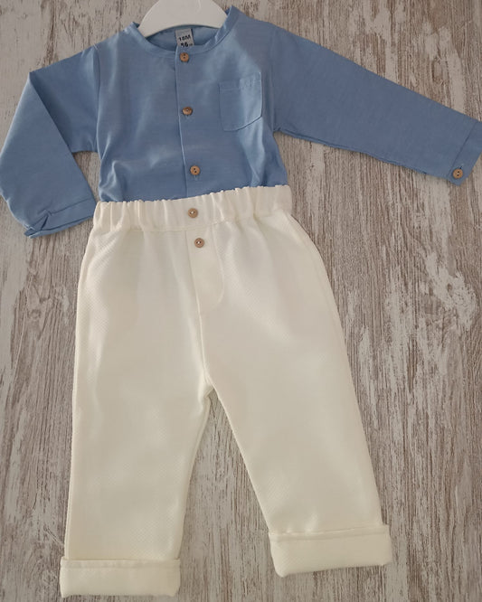 Conjunto calça e camisa
