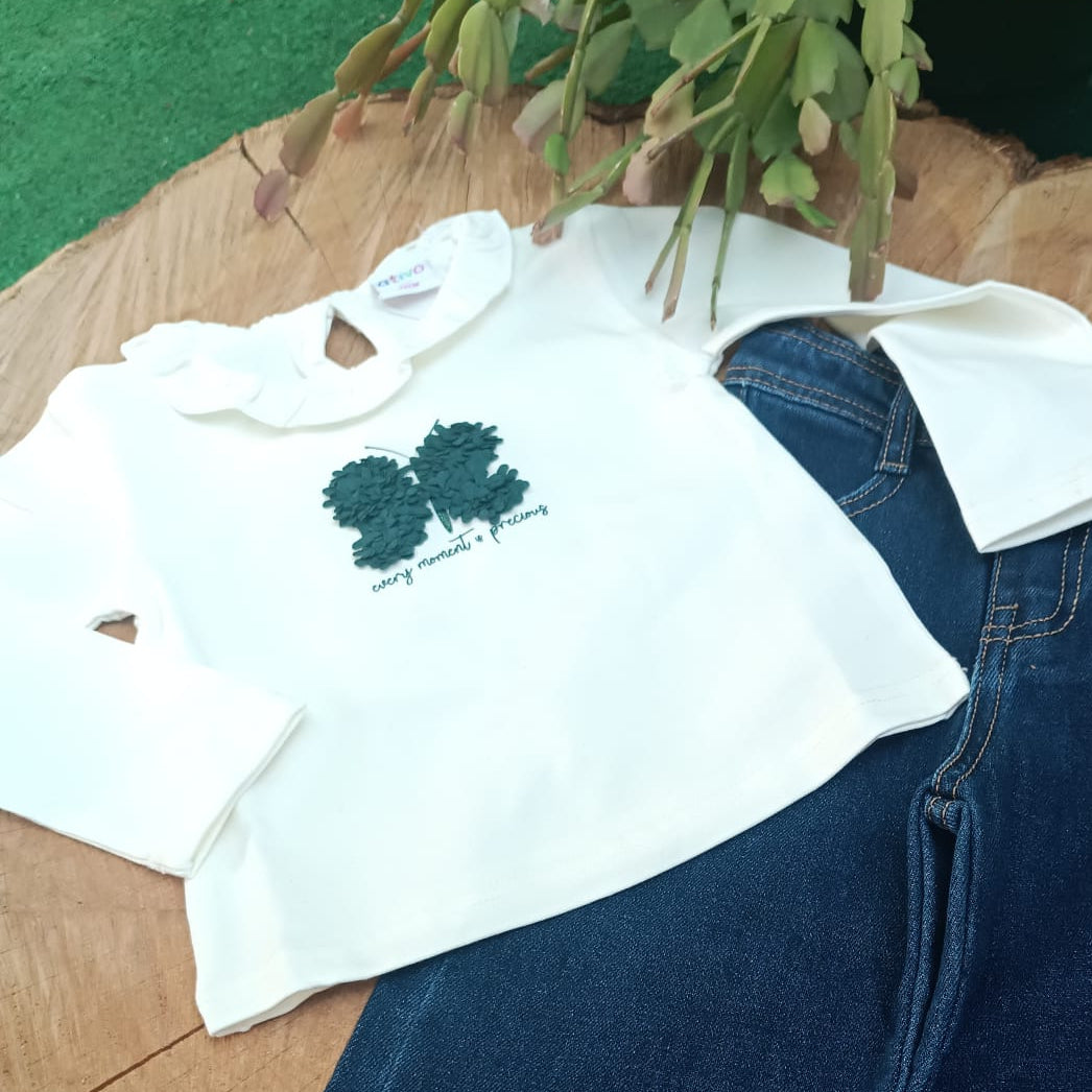 Camisola básica com gola