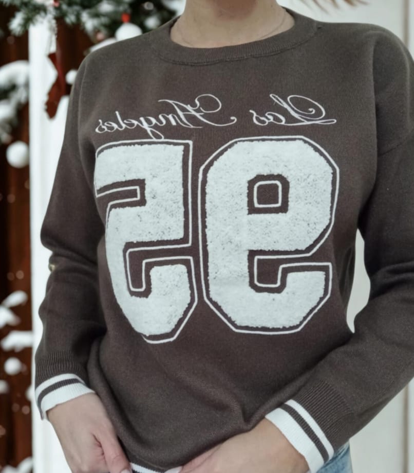 Uma camisola extremamente quentinha e com uma qualidade incrível.