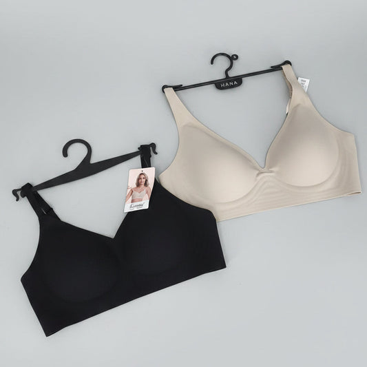 Soutien sem aros para senhora em bege e preto com copa moldável e alças ajustáveis